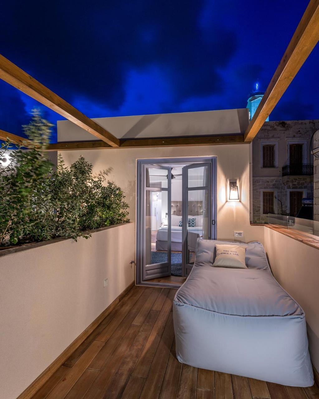 ארמופוליס Shapes Luxury Suites מראה חיצוני תמונה