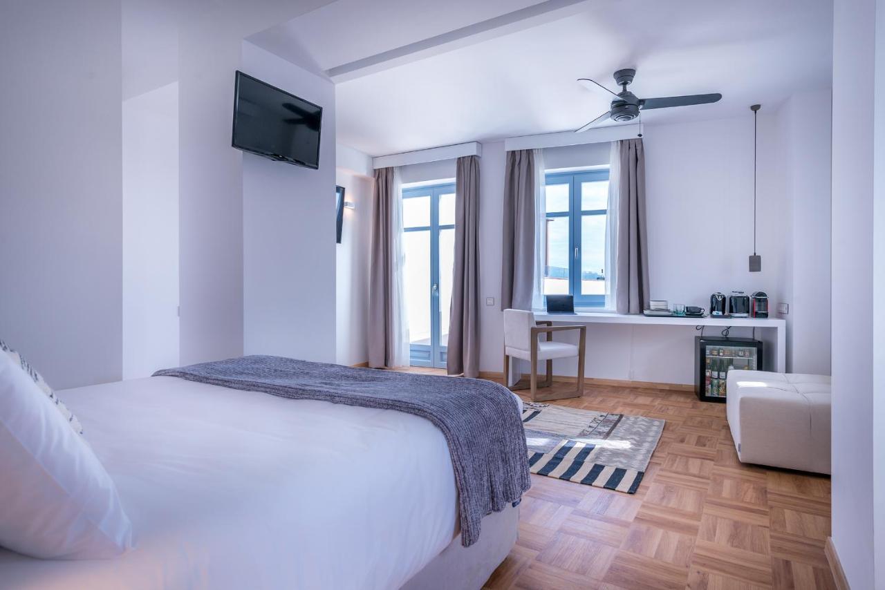 ארמופוליס Shapes Luxury Suites מראה חיצוני תמונה