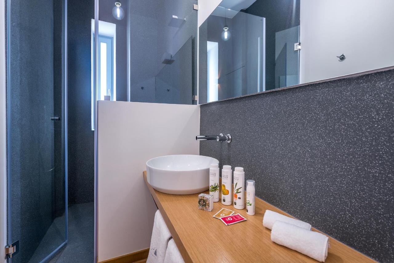 ארמופוליס Shapes Luxury Suites מראה חיצוני תמונה